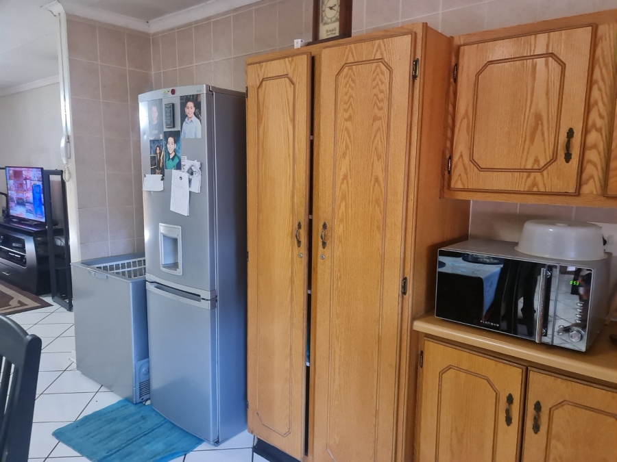 3 Bedroom Property for Sale in Protea Park North West